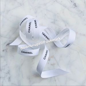 Chanel classic black and white wrapping ribbon